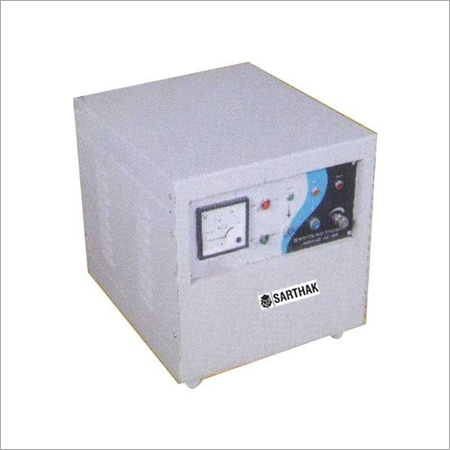 सर्वो वोल्टेज स्टेबिलाइज़र