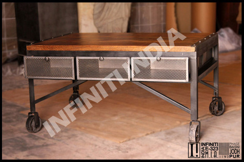 Vintage Industrial Table - Polished Wrought Iron & Reclaimed Wood, Rectangle Shape | 40kg Weight, Vintage Style Design