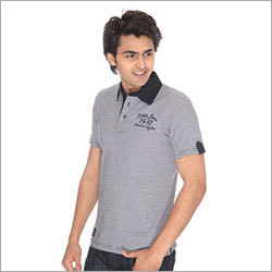 पुरुषों की टी-शर्ट