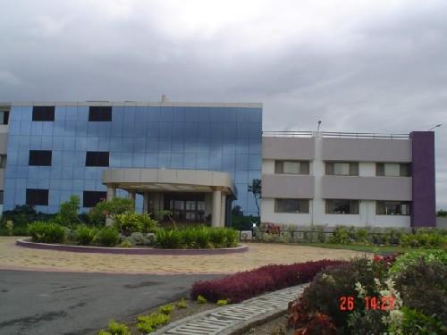 महिंद्रा ब्रदर्स डायमंड्स प्रा. लि., नवसारी