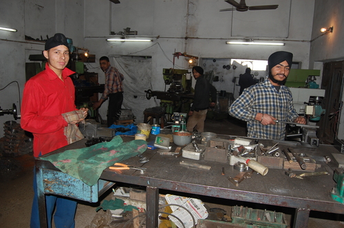 कंपनी का बुनियादी ढांचा