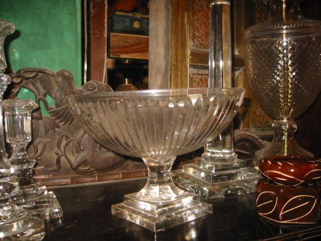 कांच के हस्तशिल्प