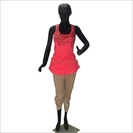 महिलाओं के कश्मीरी पहनावे