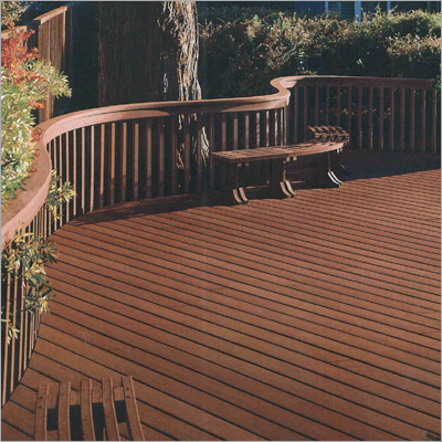 संयुक्त लकड़ी डेक