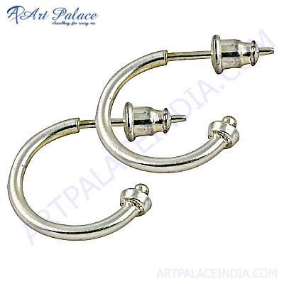 नवीनतम फैशन सादी चांदी की बालियां