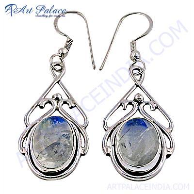 स्टाइलिश रेनबो मूनस्टोन रत्न चांदी की बालियां