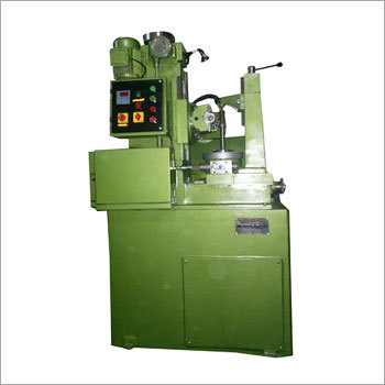 Universal Gear Hobbing Machine