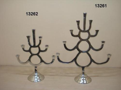 पॉलिश एल्यूमिनियम कैंडलैब्रा