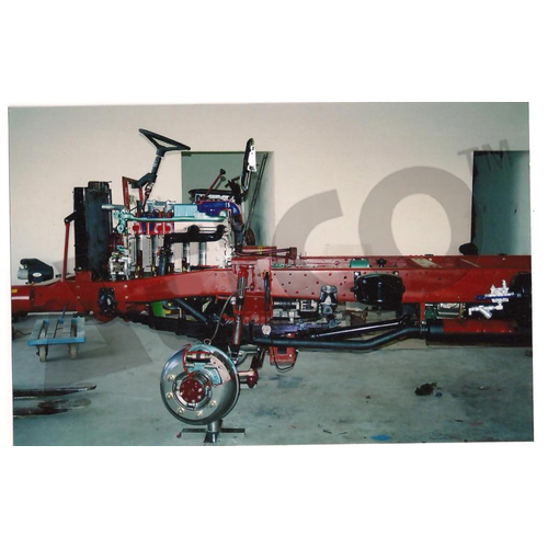 Cut Section Model of Four Stroke Six Cylinder Diesel Engine - 220V AC Voltage | Lab Equipment, Detailed Chassis Design