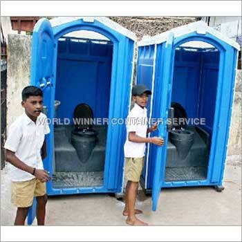 मोबाइल टॉयलेट्स