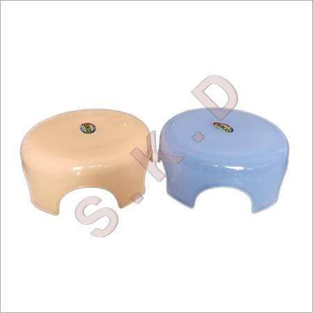 प्लास्टिक स्टूल