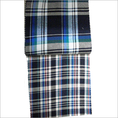 इंडिगो रंगा हुआ चेक फैब्रिक