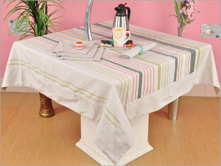 प्रिंटेड टेबल क्लॉथ्स
