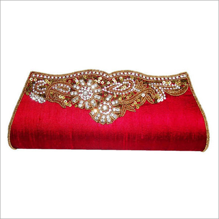 डिज़ाइनर क्लच बैग्स