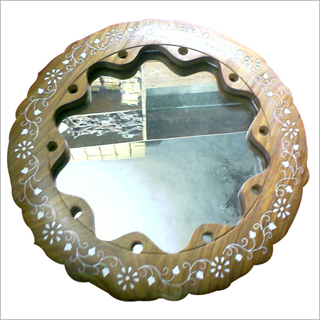 लकड़ी का दर्पण