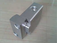 औद्योगिक सटीक घटक