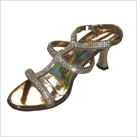 महिलाओं के फैंसी सैंडल