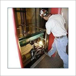 लिफ्ट रखरखाव सेवाएँ