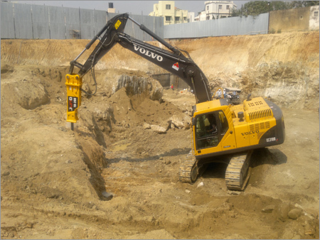 हाइड्रोलिक हार्ड रॉक ब्रेकर