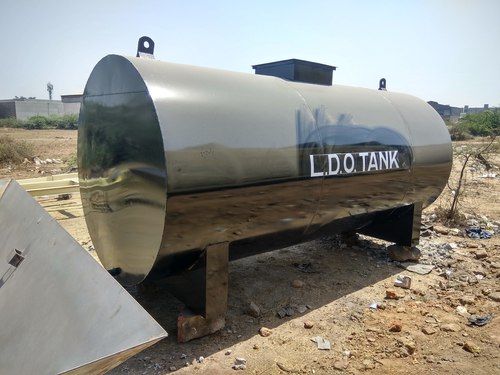 हल्का डीजल तेल (एल.डी.ओ) टैंक (बर्नर्स के लिए ईंधन टैंक)