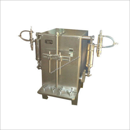 अर्ध स्वायत्त तरल भरने की मशीन