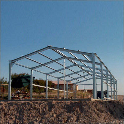 स्टील बिल्डिंग्स फैब्रिकेशन सेवाएं