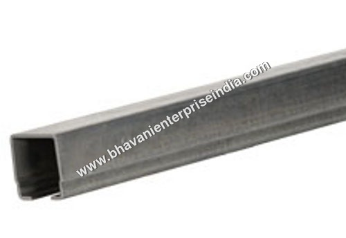 C रेल चैनल