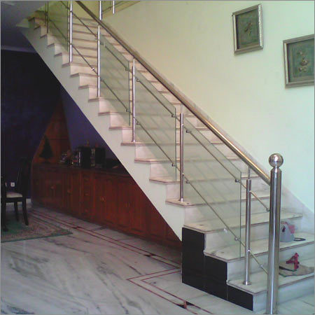 फैब्रिकेशन स्टील रेलिंग