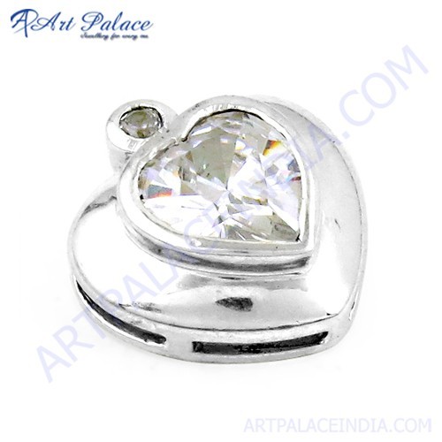 लवली हार्ट स्टाइल सीजेड सिल्वर पेंडेंट, 925 स्टर्लिंग सिल्वर ज्वेलरी