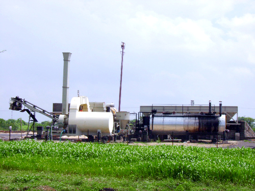 एश्फ़ाल्ट प्लांट