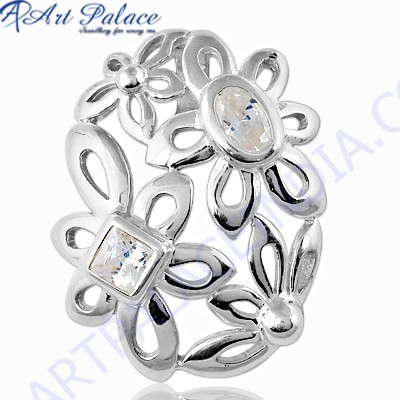 फ्रेट वर्क डिज़ाइनर क्यूबिक जिरकोनिया जेमस्टोन सिल्वर पेंडेंट