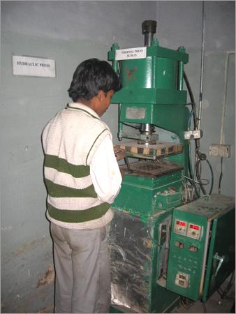 कैपेसिटर्स