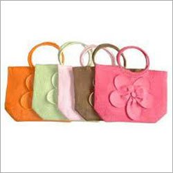 डिज़ाइनर कपड़े के बैग