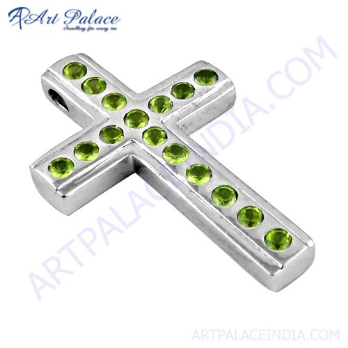 क्रॉस स्टाइल पेरिडॉट जेमस्टोन सिल्वर पेंडेंट