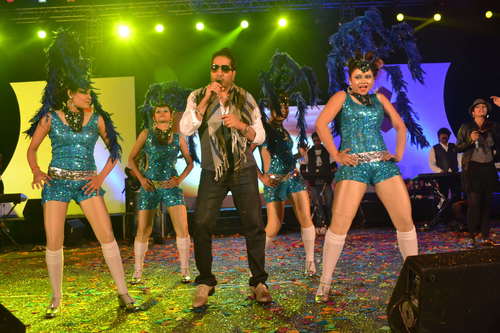 Live Perfomance Coverage
