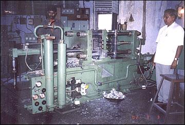 प्रेशर डाई कास्टिंग मशीन