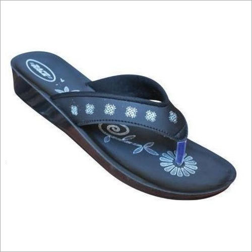 महिलाओं के वी आकार के पीयू फुटवियर