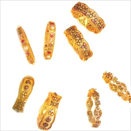 एंटीक्स फिनिश गोल्ड करास वेट 60-70ग