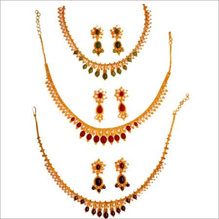 प्राचीन फिनिश सोने के सेट वेट 30-35ग्राम