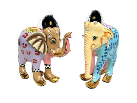 हैंडक्राफ्टेड हाथी की मूर्ति