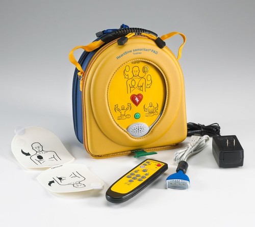 HeartSine सामरीटियन PAD ट्रेनीयर CPR प्रशिक्षण फ़ंक्शन और रिमोट कंट्रोल के साथ।