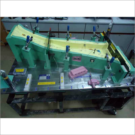 ऑटोमोटिव बी स्तंभ स्थिरता