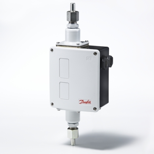 Differential Pressure Switch - Silver, 96w x 48h x 65d mm, 24v dc Volt, 900 g | Ideal for Compressor Usage