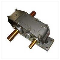 Helical Gear Box - Stainless Steel, 225mm Height, 230-400 Voltage | Helical Gearing Arrangement, Ideal for Thrust Load Support