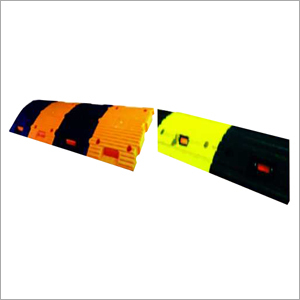 Road Speed Breaker - Durable Rubber Material , Enhanced Traction & Visibility Features