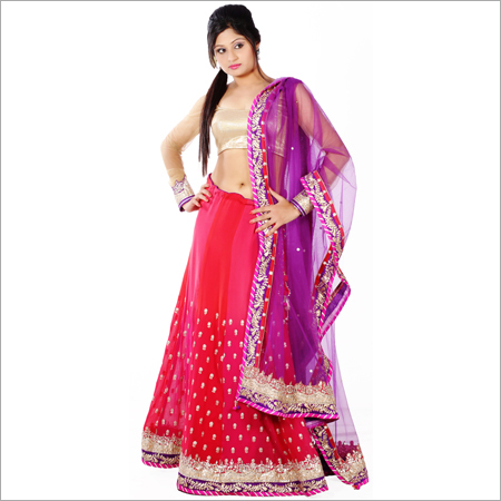 ब्राइडल लहेंगा