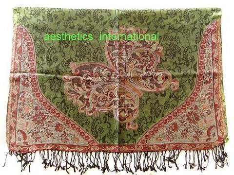 मोडल स्कार्फ़