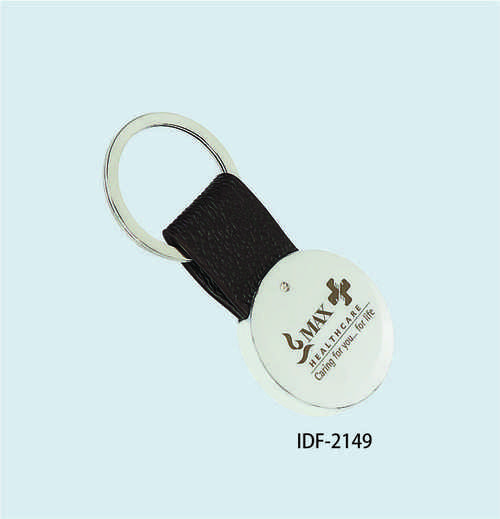 Key Chain - Color: Silver & Black