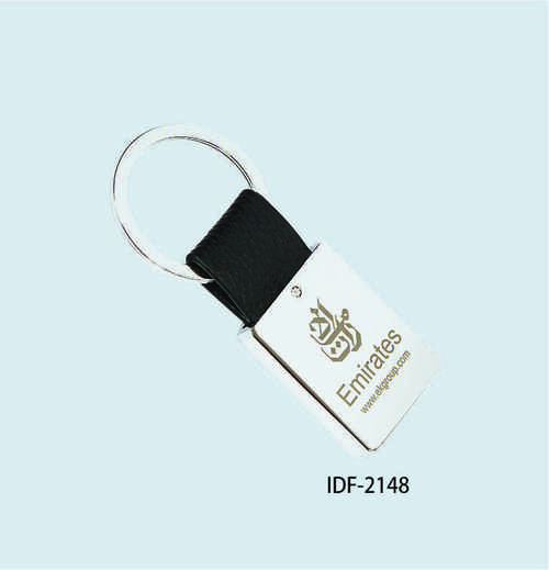 Key Chain - Color: Silver & Black