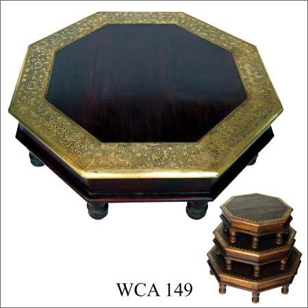 आठकोणीय stool